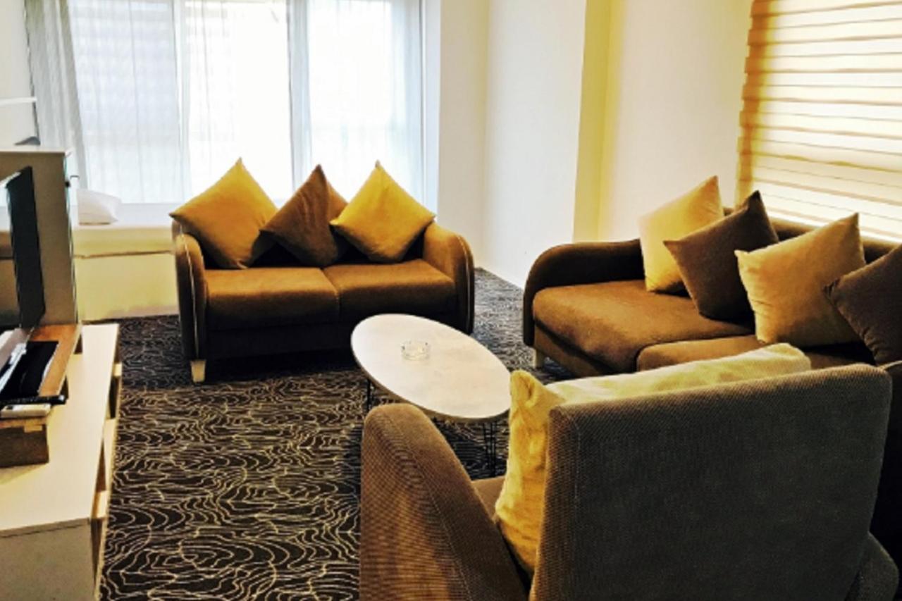 The Tuyap Ozyurtlarsuites Istanbul Bagian luar foto